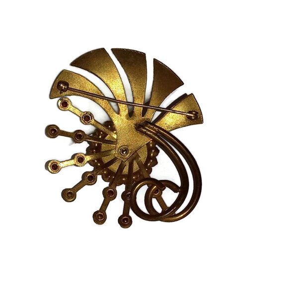 Unique Mid Century Gold Tone Metal Rhinestone Brooch - Picture 2 of 8